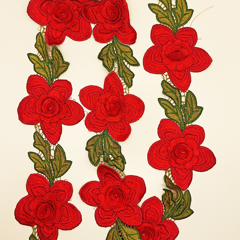  گل قرمز گیپور برجسته به صورت رشته 